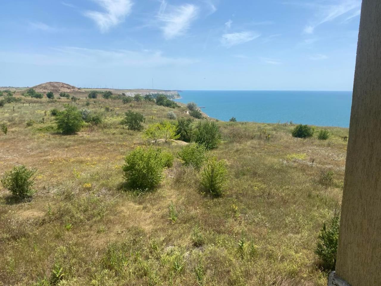 July Morning Seaside Resort Kavarna Bagian luar foto